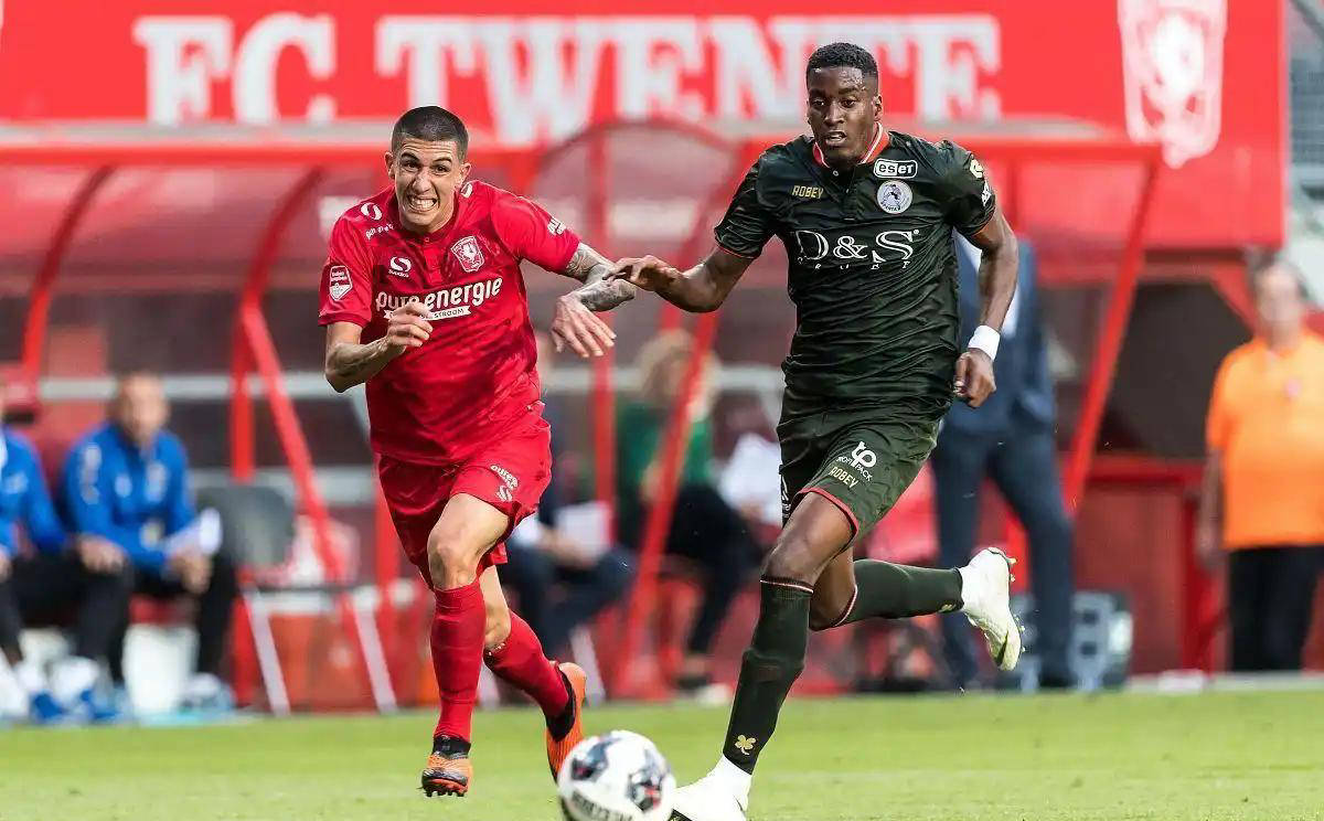 的球员对新 的球员对新