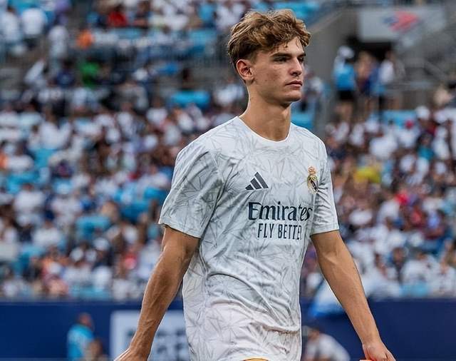 不断调整 不断调整